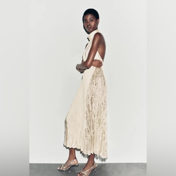 Zara Halter Pleated Midi Dress. M/L - Picture 10 of 12